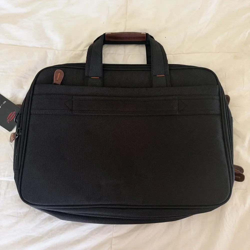 Minerva black laptop